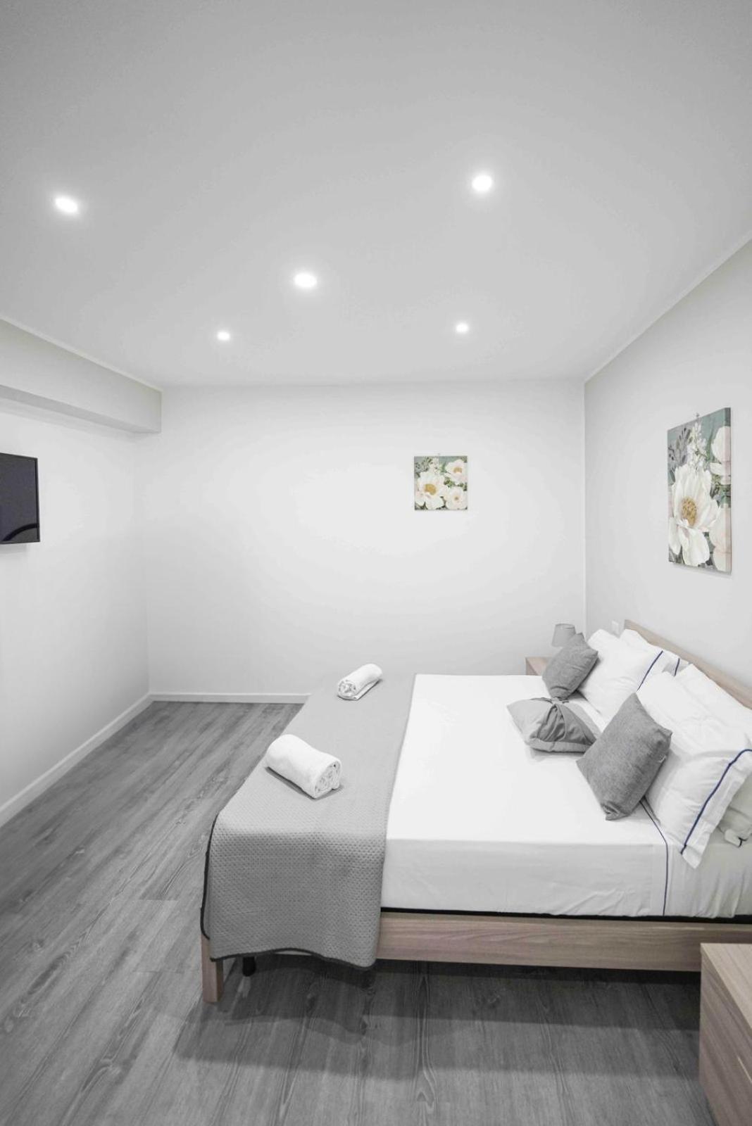 Capodichino Apartment 127 - 20 Неаполь Екстер'єр фото